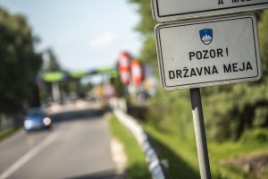 Slovenija bo še za pol leta podaljšala nadzor na mejah s Hrvaško in Madžarsko