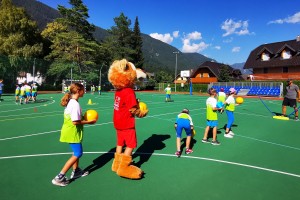 Zavarovalnica Generali je otroke iz socialno šibkejših družin peljala na Olimpijski tabor