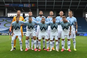 Slovenci proti Kosovu ciljajo na zmago