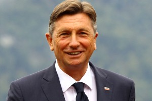 Pahor gre v Pariz navijat za Rogliča in Pogačarja, pa še na srečanje z Macronom