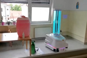 Zbiranje donacij za nakup dezinfekcijskega robota v DSO Metlika