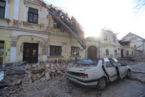 Strašljiv teden v Petrinji: od ponedeljka do včeraj že skoraj 400 potresov!