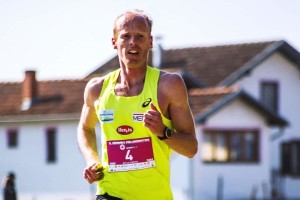 Mitja Krevs z osebnim rekordom na polmaratonu v Gradiški