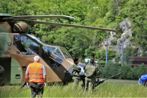 FOTO: Vojaški helikopter se je ob nesreči pri Brestanici vračal z urjenja