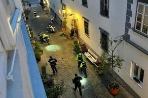 Streljanje v Stari Ljubljani: policija našla tulce, strelca še iščejo