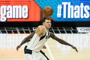 Briljantni Dončić šokiral Los Angeles: Dallas vodi že z 2:0!