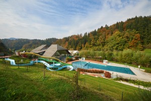 Oškodovanje občine Kamnik? Zasebna družba Terme Snovik služi z električnimi kolesi javnega zavoda za turizem in šport