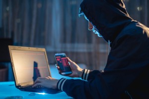 zlonamerna-programska-oprema, spyware, vohunjenje