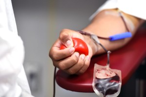 Pomanjkanje krvi in poziv krvodajalcem
