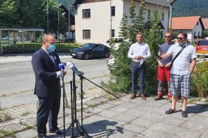 Krka ob enih – Zdravstveni minister pohvalil dobre cepilne prakse v  Kočevju