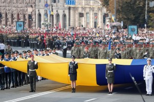 Vsi čakajo, da v Ukrajini poči, a slovenski diplomati ostajajo v Kijevu