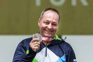 Že druga medalja za Tirška v Tokiu