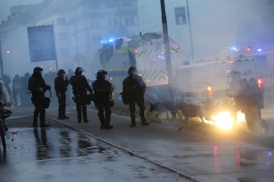 Protesti 2020 in 2021: 13 policistov osumljenih kaznivih dejanj