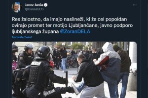 Kakšno manipulacijo si je privoščil Janša: fotografijo divjanja navijačev iz leta 2009 je prikazal kot nasilje na včerajšnjem protestu