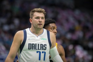 Dončić nerazpoložen, a Dallas je vseeno razbil Charlotte