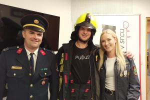 FOTO: Dolenjski junaki obiskali radio Krka