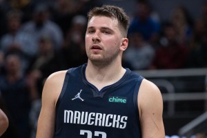 Udarci za Dallas kar letijo: Luka Dončić spet poškodovan