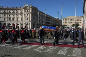 V Rimu danes  zadnje slovo od predsednika EP Sassolija