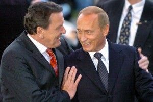 Schröder v Moskvi, mu bo uspelo "spametovati" Putina?