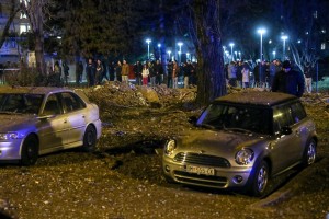 Zagrebčane prebudila eksplozija: po padcu letečega predmeta našli krater in dve padali (FOTO)