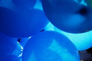 Ob svetovnem dnevu Downovega sindroma tudi v Novem mestu pohod z baloni