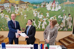 Podpisana pogodba za gradnjo OŠ Loka Črnomelj