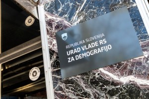 Urad za demografijo že po nekaj mesecih ukinjen - to čaka 11 zaposlenih