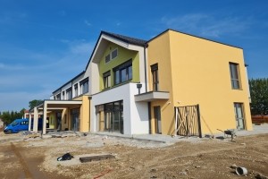Gradnja nove šole in vrtca v Velikem Podlogu v zaključni fazi