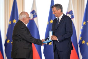 30. obletnica priznanja Slovenije: Pahor podelil pet državnih odlikovanj (FOTO)