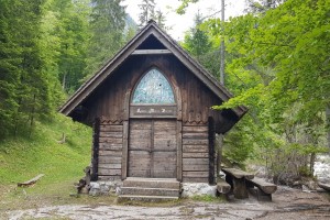 V objemu Martuljških gora: kjer je hodil Fran Saleški Finžgar (FOTO)