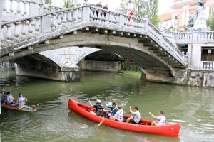 Z dobrodelnim veslanjem po Ljubljanici podirali rekorde