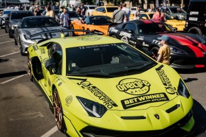 Ferrari, Bugatti, Lamborghini ... v Ljubljani danes 100 superavtomobilov