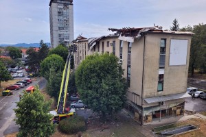 Je Ljubljano včeraj stolkel celo tornado? Poglejte uničenje, ki ga je za seboj pustilo neurje (FOTO)