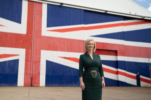 Britanski konservativci v napetih razmerah od imenovanja Liz Truss