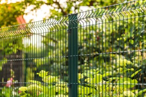 Obmejne občine razočarane nad odločitvijo ministrstva, da jim panelne ograje ne ponudi v odkup