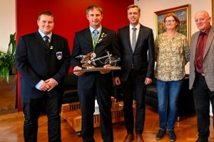 Župan sprejel prvega slovenskega prejemnika odličja v oranju