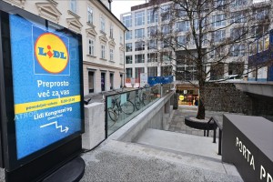 Ljubljanska bizarnost: v Šumiju zgoraj luksuzna stanovanja za milijon evrov, v kleti pa Lidl! (FOTO)