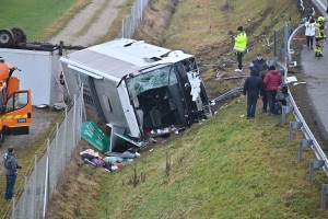 Huda nesreča na pomurski avtocesti: trije mrtvi! (FOTO)