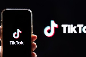 Uslužbenci Evropske komisije ne bodo več smeli uporabljati TikTok