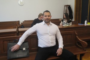 Luka Mesec vztraja, da ni žaljiva obtožba, če za Roka Snežiča rečeš, da je kriminalec