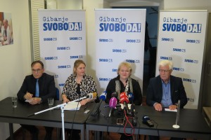 Golobovi v Mariboru napadli "šerifa" Arsenoviča, svetnik Lukić ga obtožuje, da je nanj pritiskal