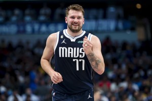 Luka Dončić že četrtič zapored v najboljši začetni peterki lige NBA