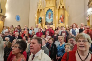 Zadnja maša v slovenski cerkvi (FOTO)