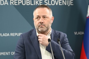 Bešič Loredan: Ne bom odstopil, sem pa na zdravstveno reformo pripravljen vezati zaupnico