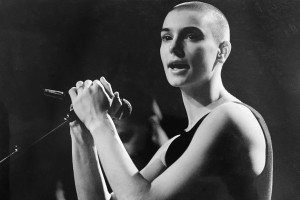 Umrla je pevka Sinead O'Connor