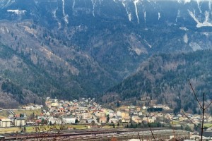 Na Koroški Beli alarm za plaz, na Gorenjskem zagotavljanje dostopnosti in sanacija