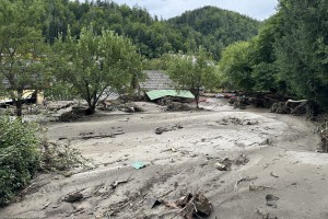 Korošci zaskrbljeni: na poplavljenem terenu ob Meži močno presežene kritične vrednosti svinca in cinka