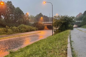 Poplave v Ljubljani, zaliti podvozi (FOTO)