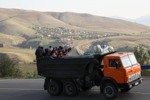 Republika Gorski Karabah bo prenehala obstajati; eksodus Armencev se nadaljuje