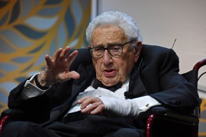 Umrl je nekoč vplivni ameriški diplomat Henry Kissinger